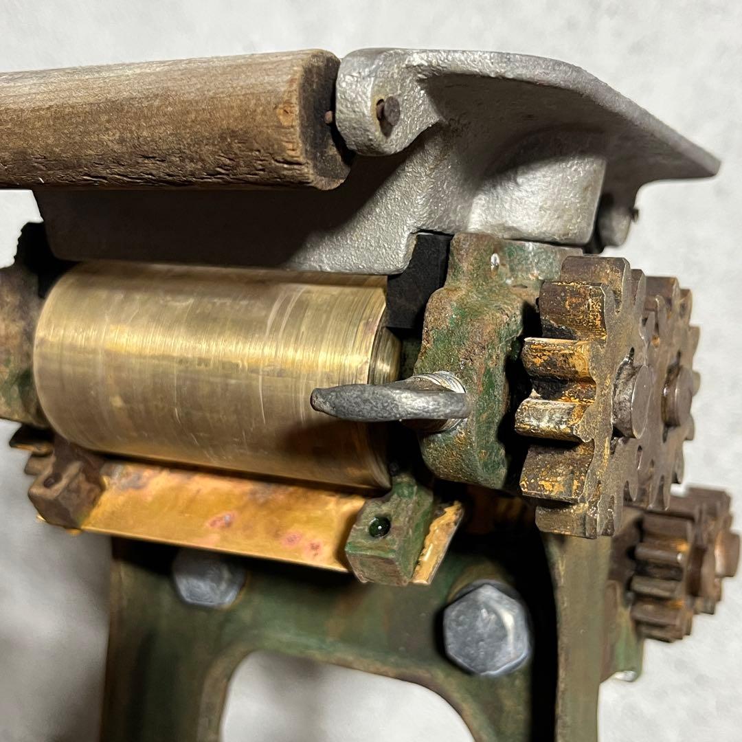 【セブン製麺機・おふくろ】昭和レトロ 手動製麺機 鉄製ギア式 真鍮ローラー