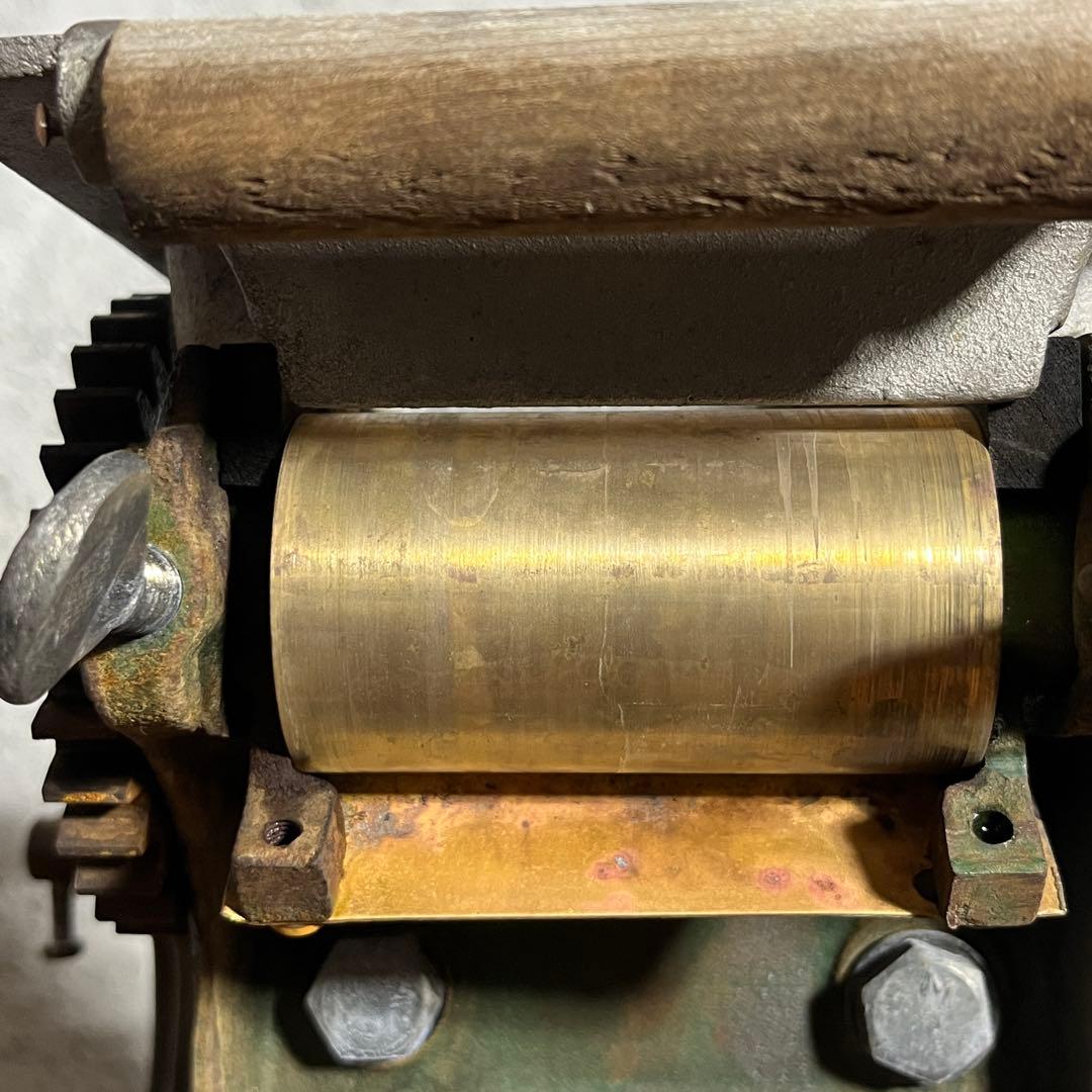 【セブン製麺機・おふくろ】昭和レトロ 手動製麺機 鉄製ギア式 真鍮ローラー