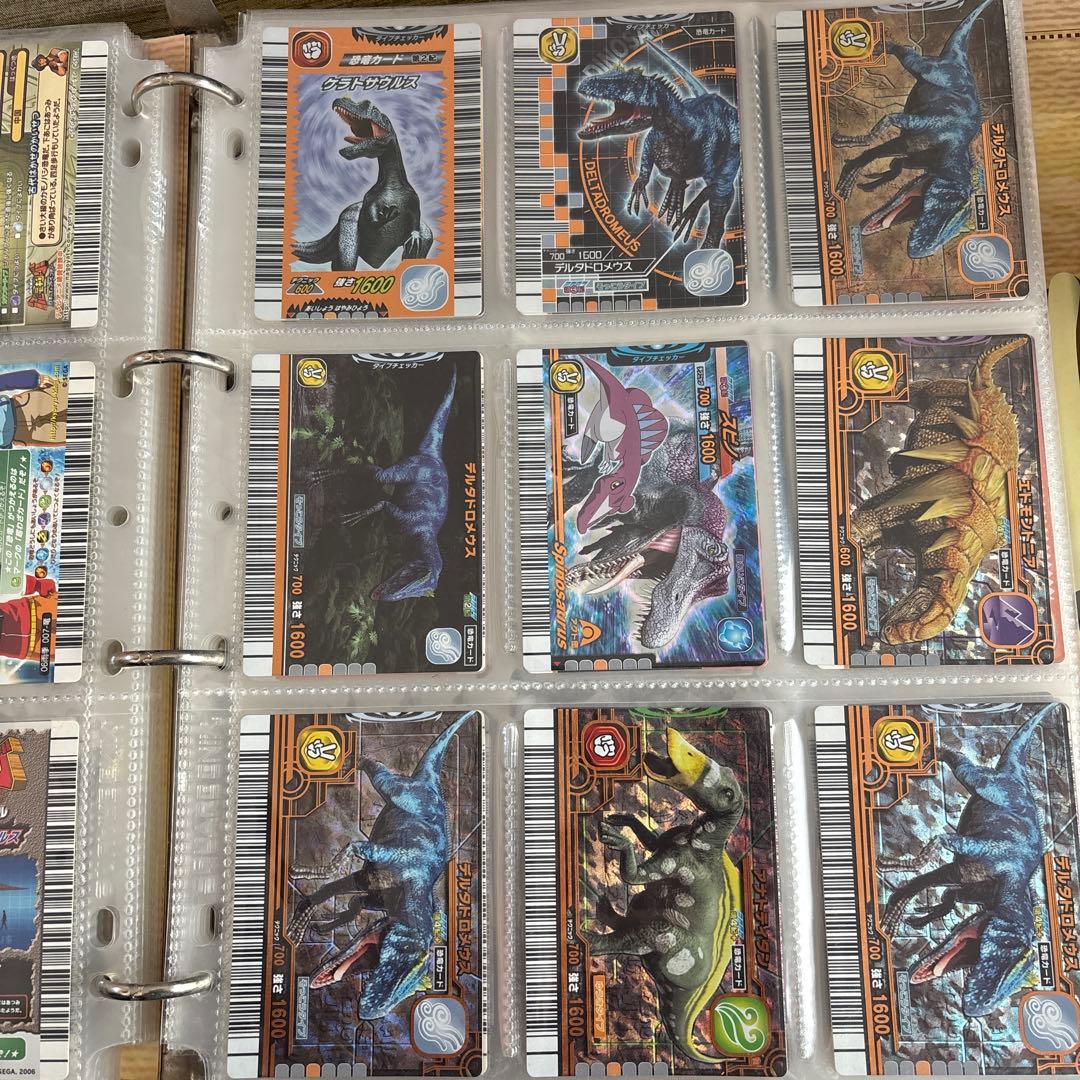 恐竜キングカード