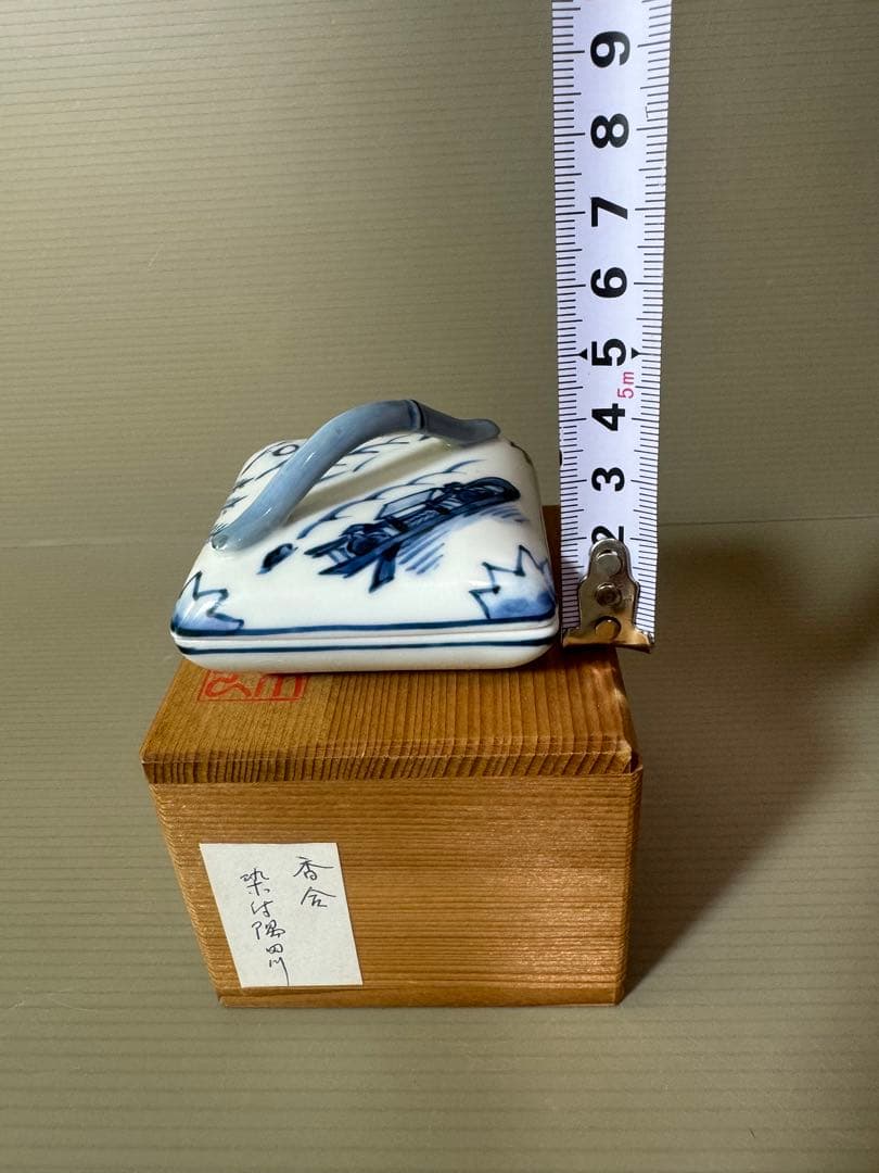 2767 景雲作　染付隅田川　香合