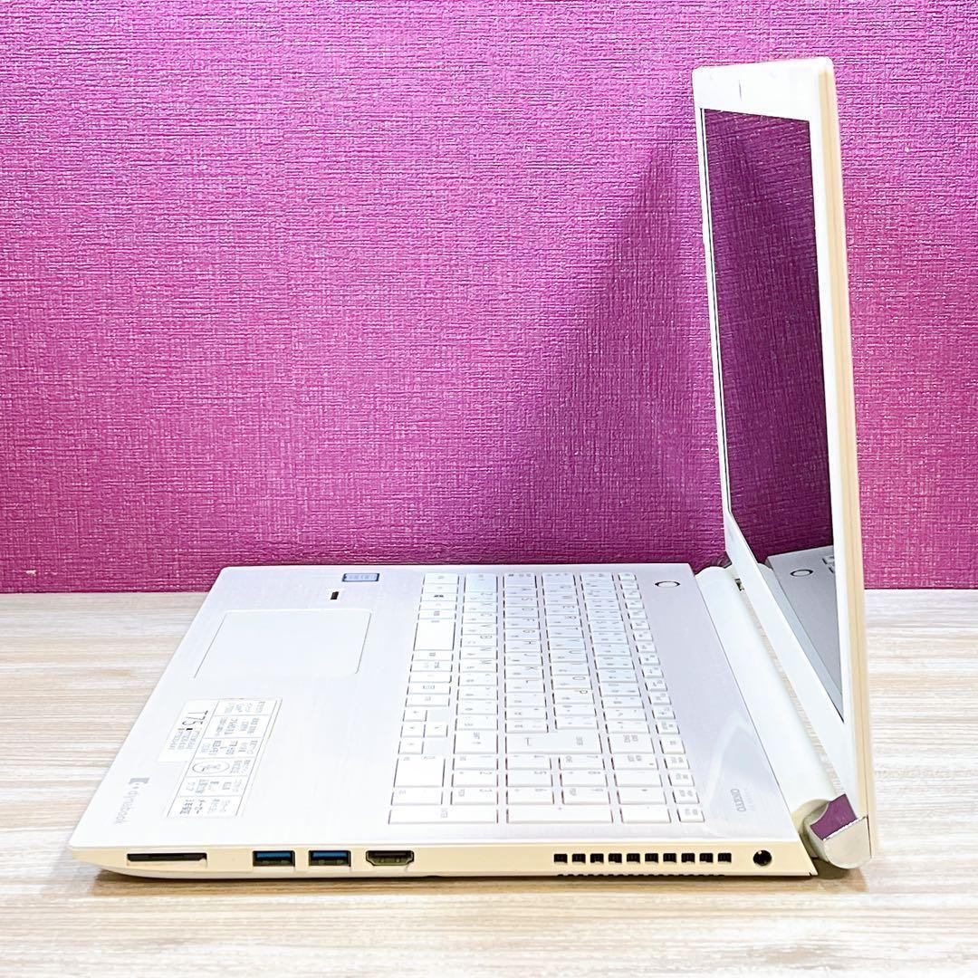 Core i7✨メモリ8GB✨Win11✨カメラ付き【訳ありのためお買い得】