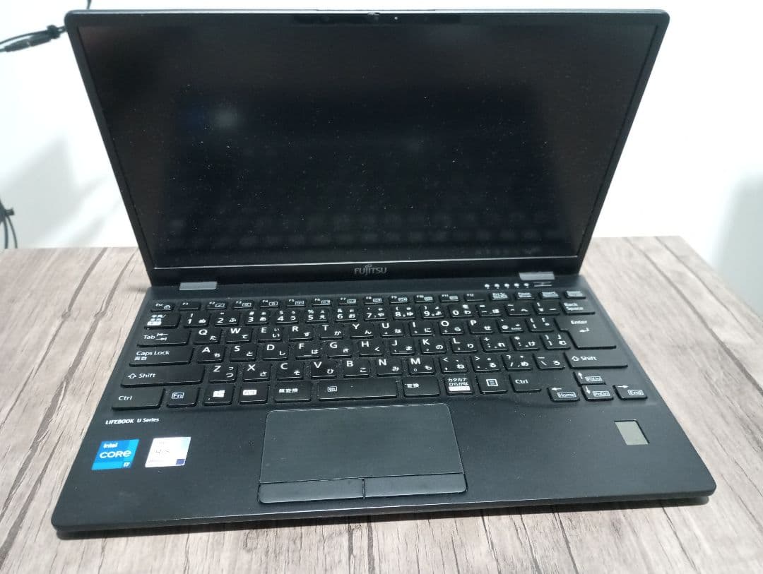 富士通LIFEBOOK（U9311F、i7第11世代16GB、1TB）