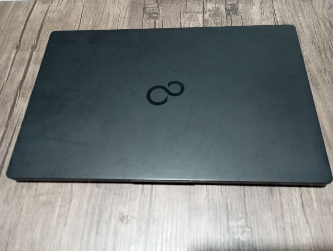 富士通LIFEBOOK（U9311F、i7第11世代16GB、1TB）