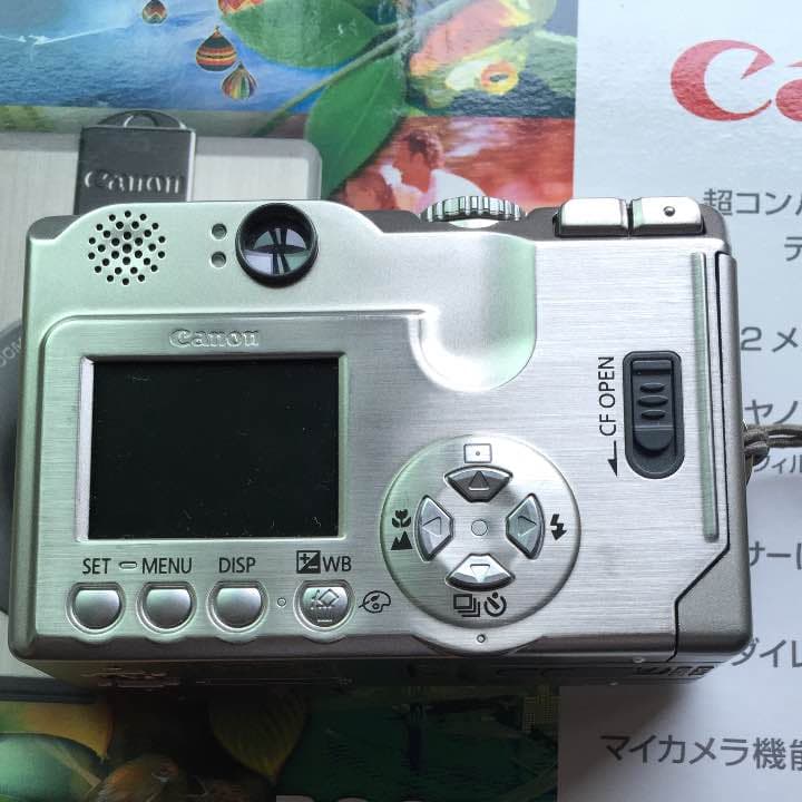 デジタルカメラ Canon ixy300a MADE IN JAPEN