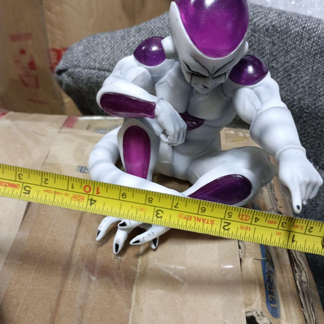 フリーザ フィギュア 　海外製品箱無し