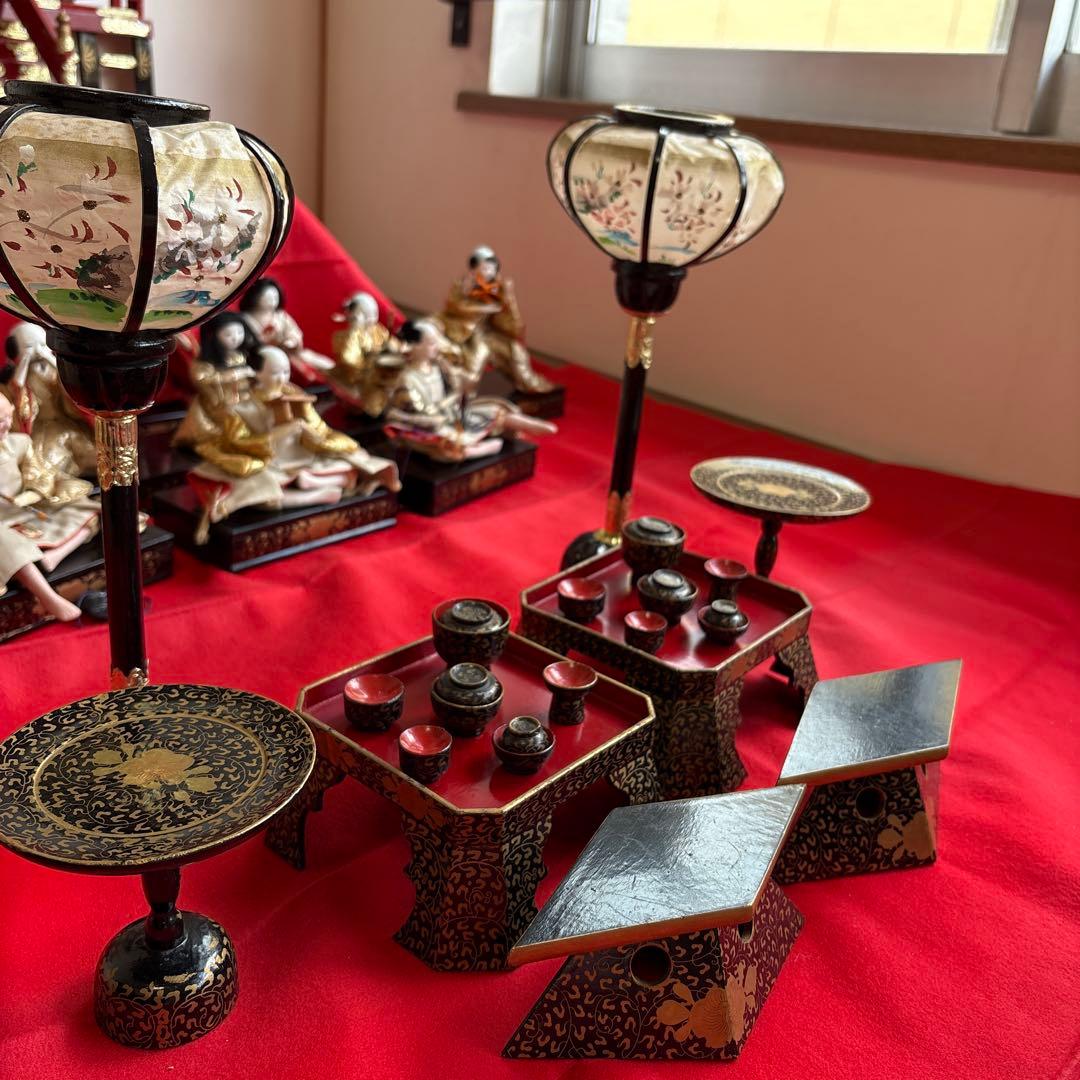 御殿飾り雛人形　最終お値下げです。