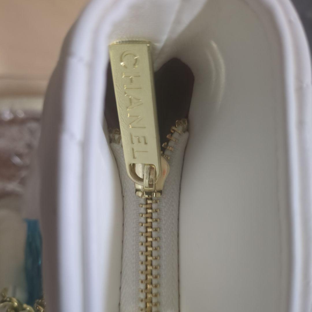 LOUIS VUITTON ショルダーバッグ ホワイト