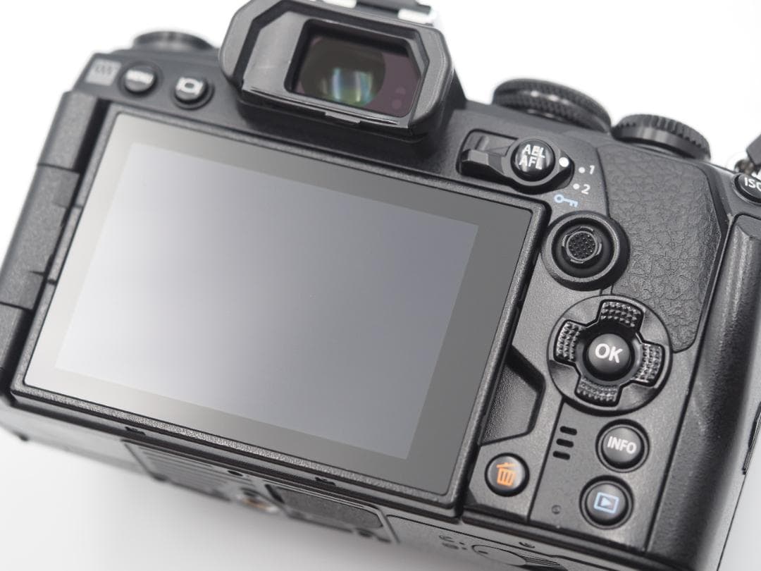 OLYMPUS OM-D E-M1MARKⅢ