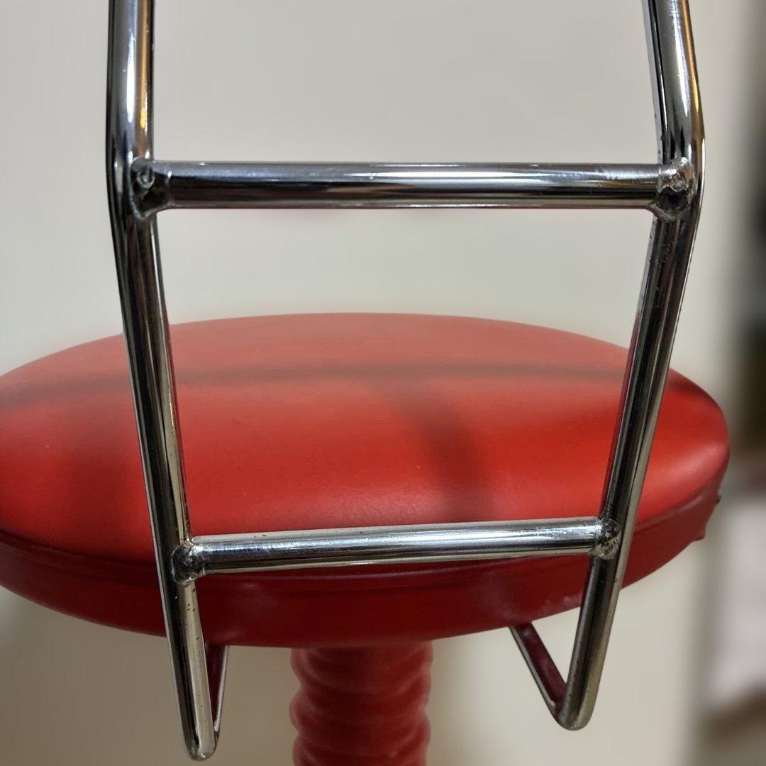 スケルトンバーチェアー、背もたれ付き回転スツール