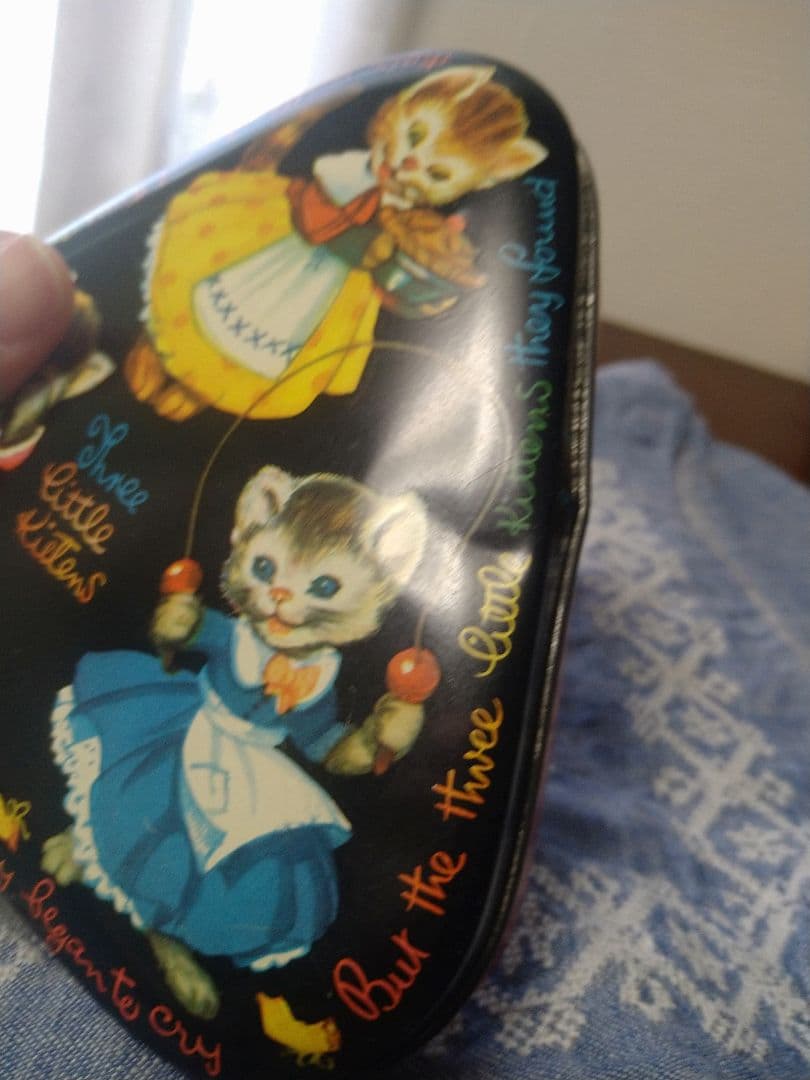 猫　ヴィンテージ缶　アンティーク　トフィー缶 ティン缶