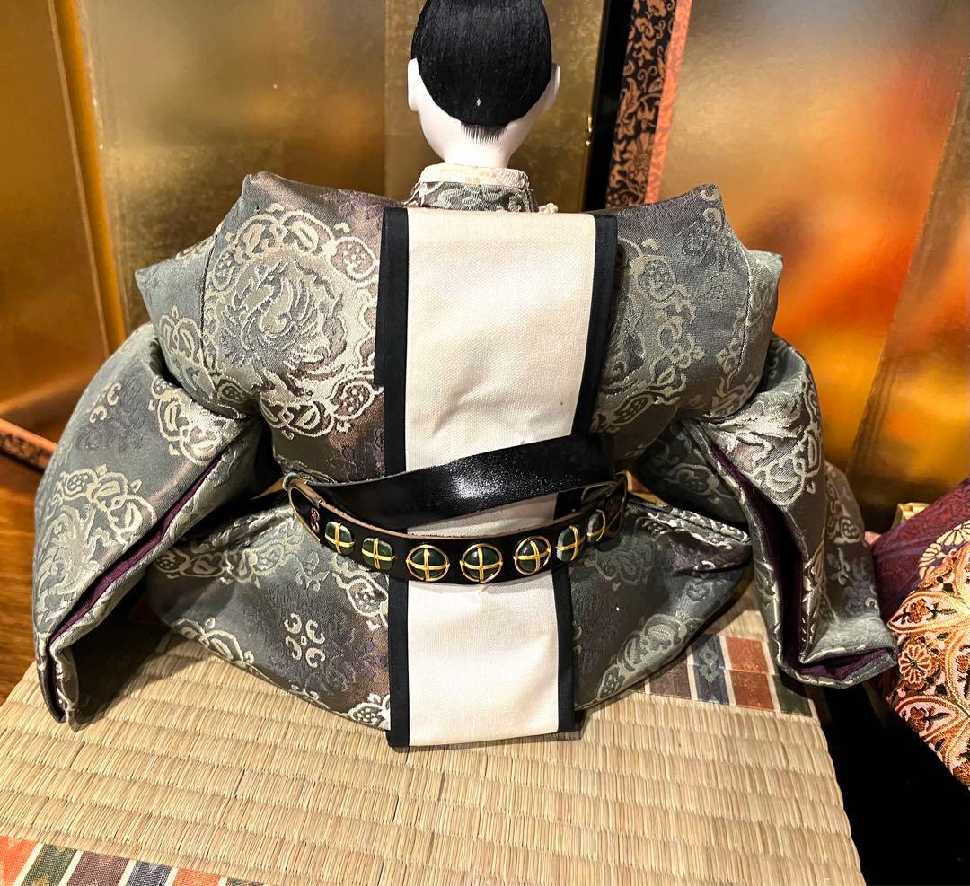 美品　秀月　十二単を纏う貴重な雛人形セット