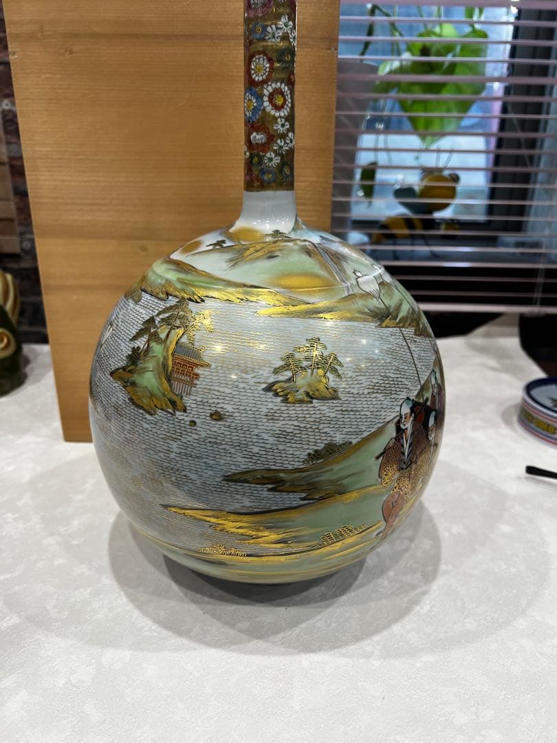 ⭐️九谷焼⭐️購入定価25万円以上⭐️飾り壺　木箱付②⭐️