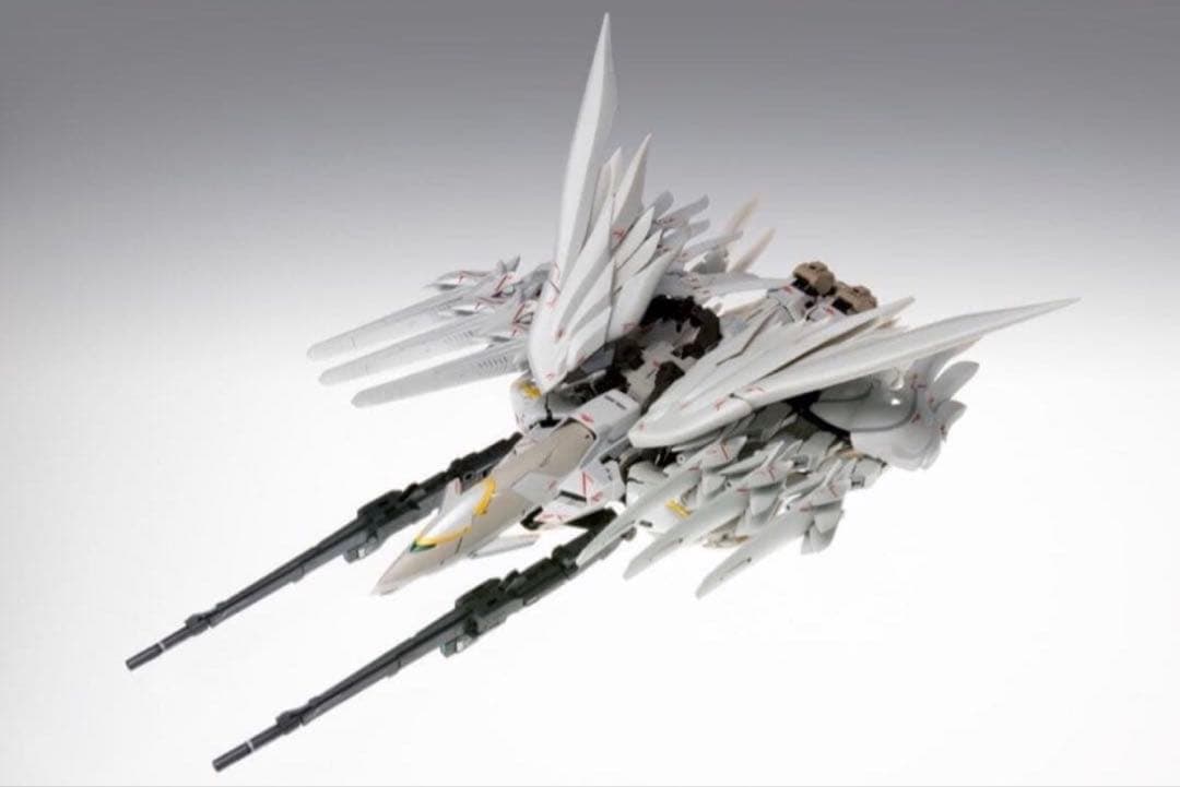 年末年始限定価格　 GFFMC ウイングガンダム　スノーホワイトプレリュード