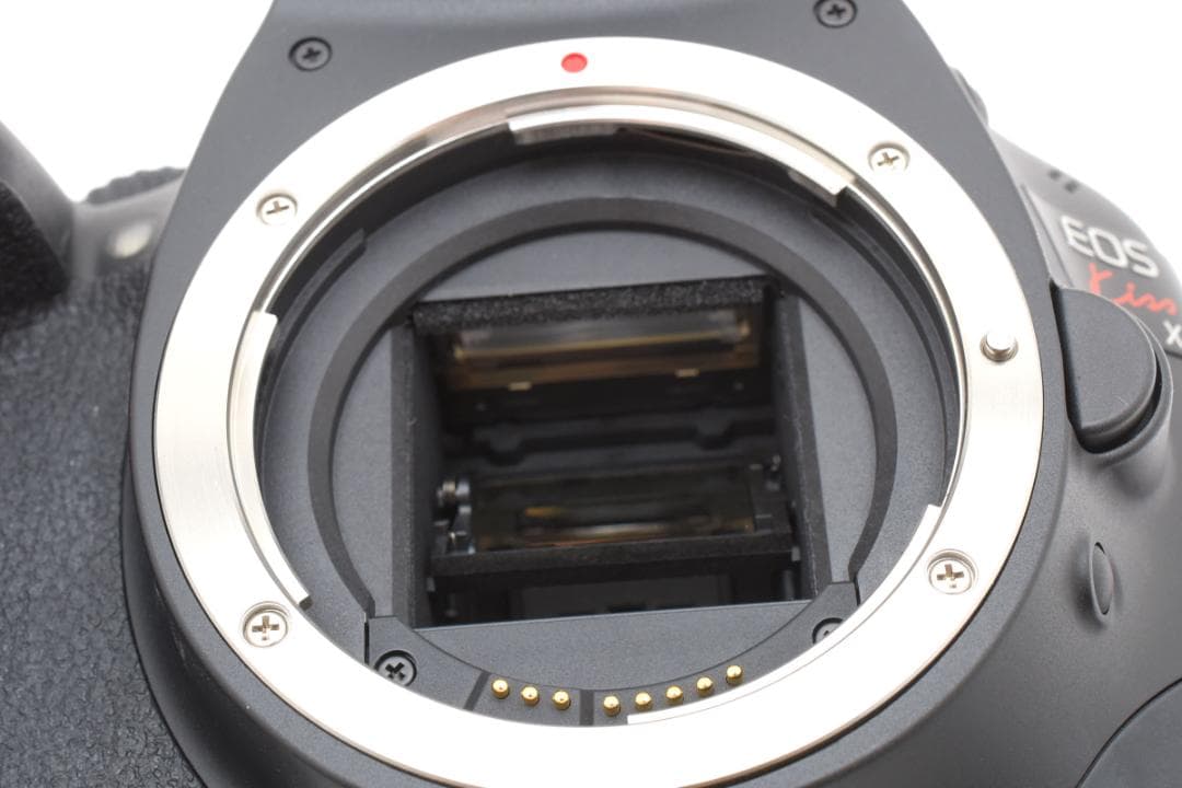 新品級 Canon Kiss X4 標準レンズ付 初心者 カメラ転送OK 旅行