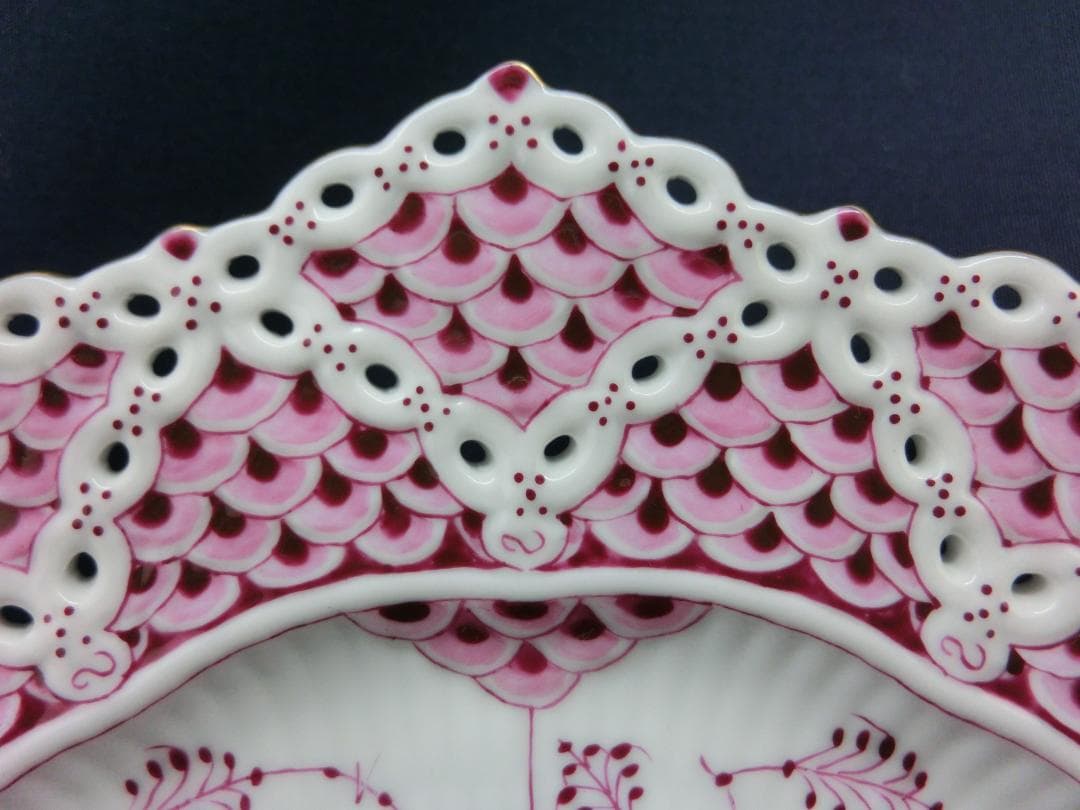 ☆ロイヤルコペンハーゲン☆バーガンディダブルレース21ｃｍ