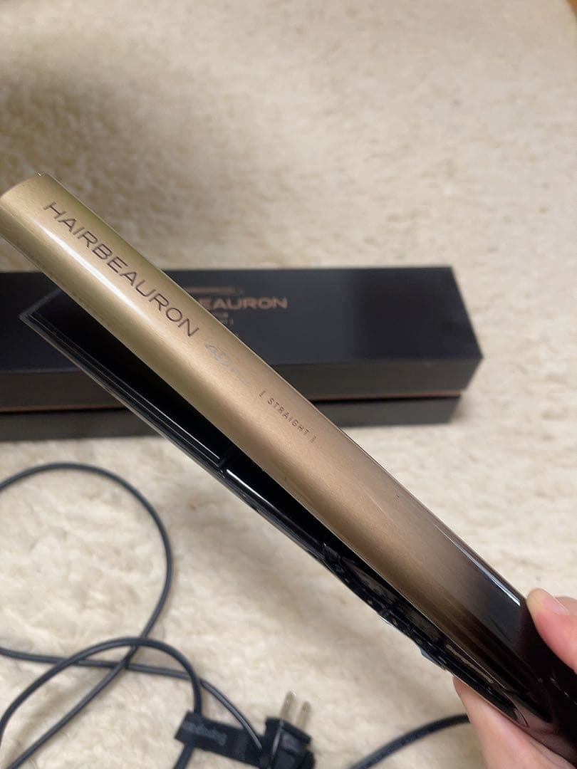早い者勝ち　ヘアビューロン　4d ストレートアイロン　ジャンク