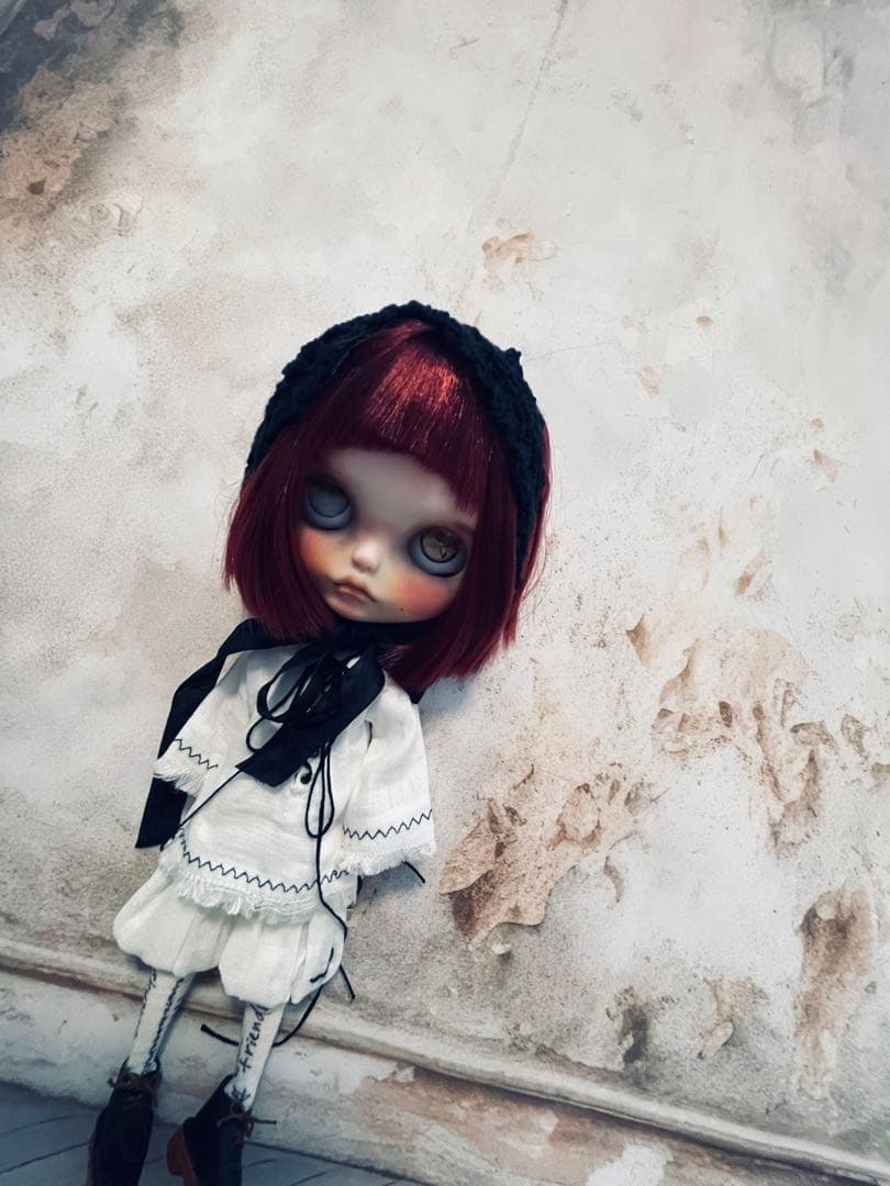 カスタム アイシードール 白肌 オビツボディ ダーク系 闇系女の子 ユニセックス