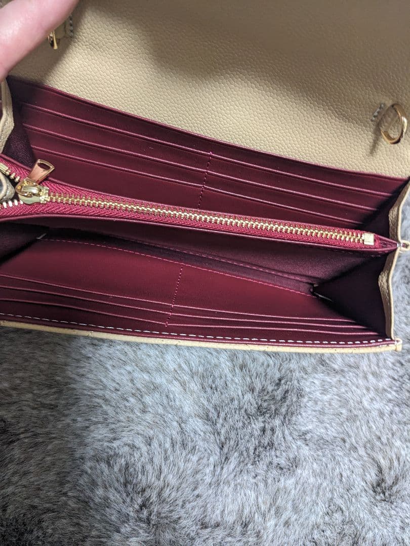 ショルダーウォレット