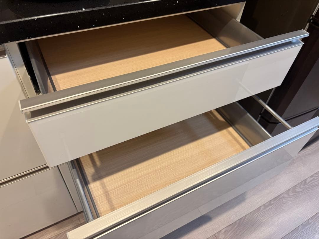 食器棚　パモウナ￼