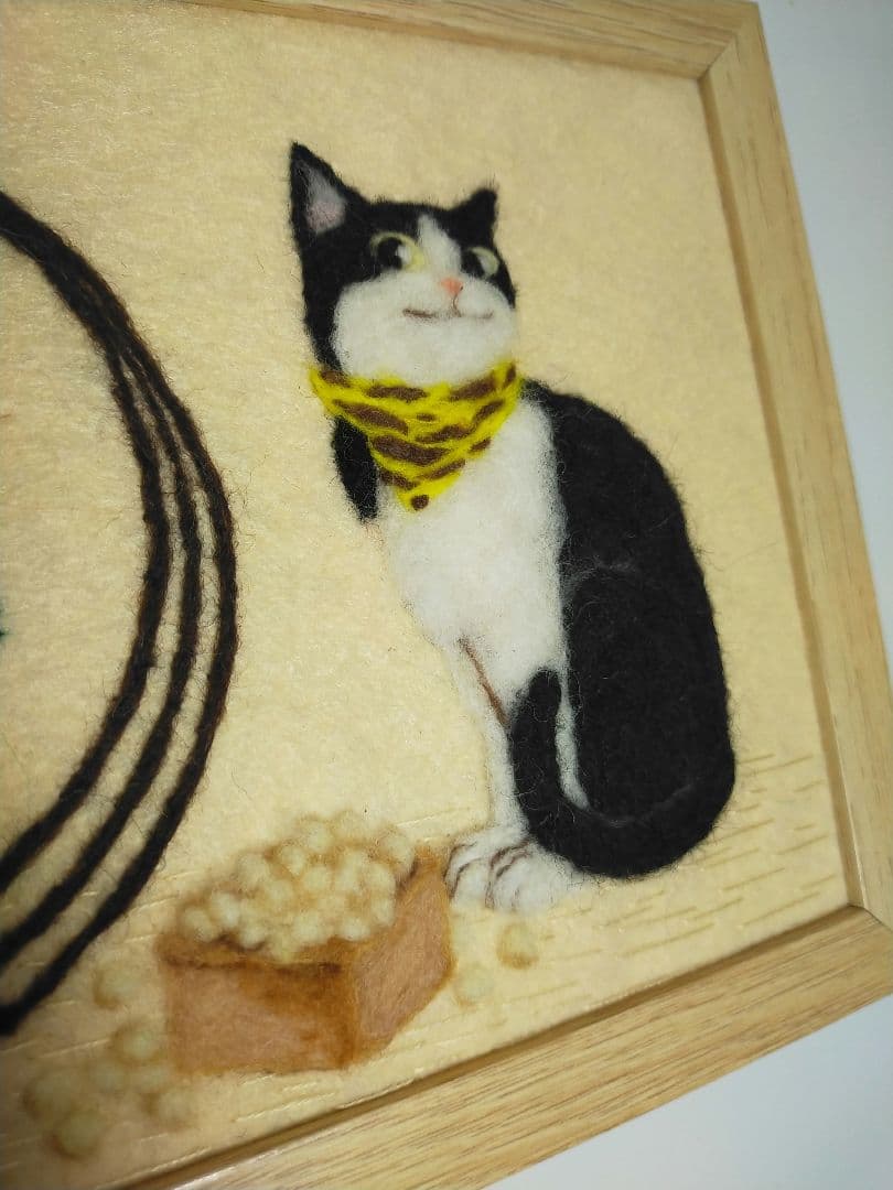 羊毛フェルト刺繍「ミケとハチワレの節分」