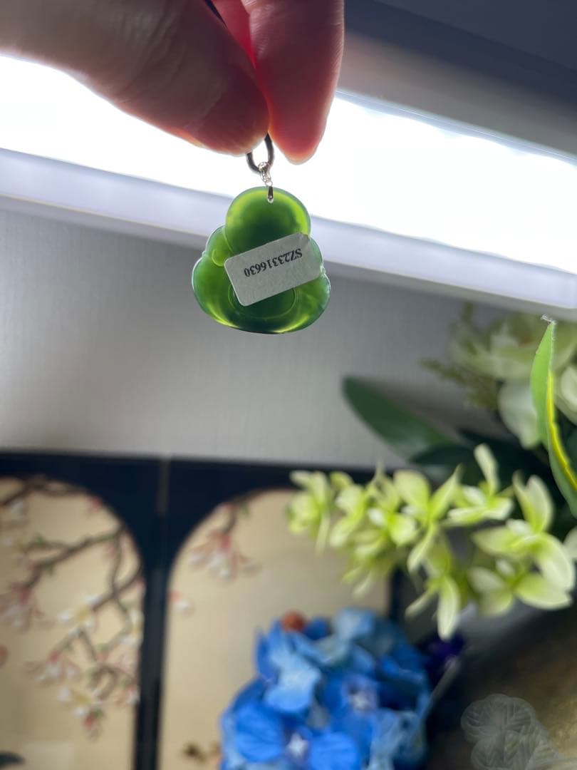 高品質⭐️天然無処理和田玉碧玉　潤い18K碧玉笑仏ネックレストップ　鑑定書付き