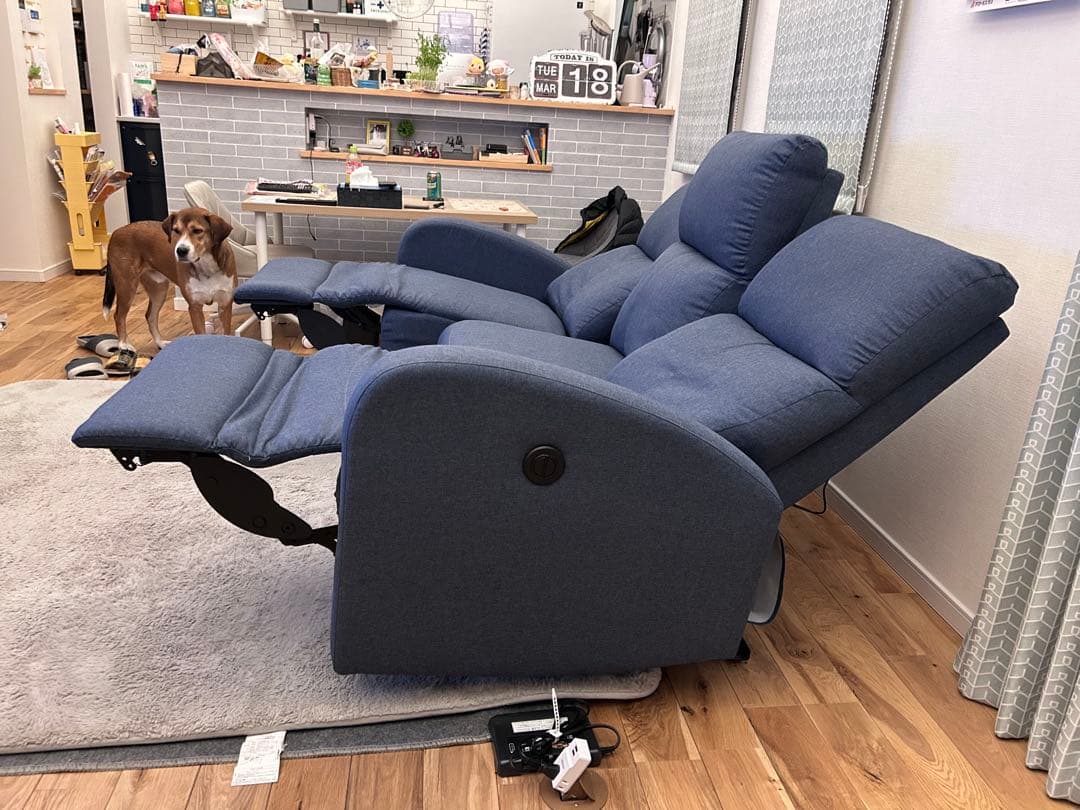 【取引中】電動リクライニング機能付き3人掛けソファ