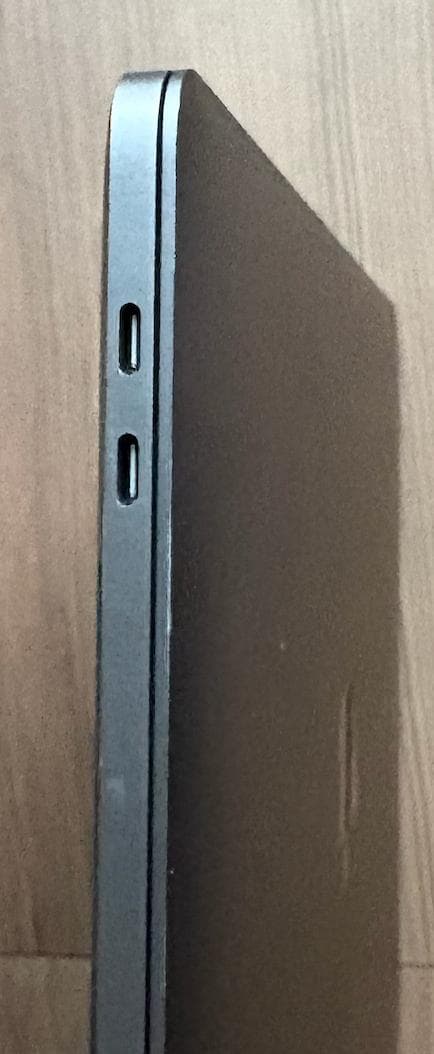 MacBook Pro 13 2020 (i7/16GB/1TB/US配列)