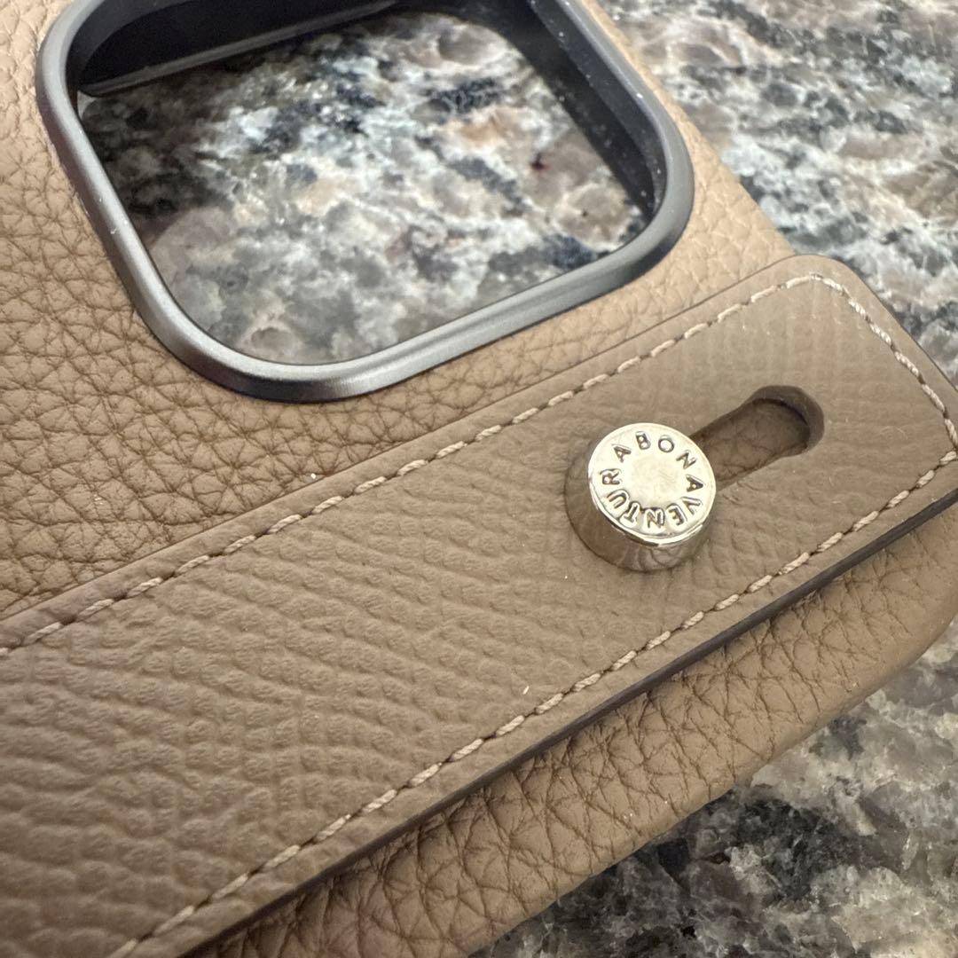 ボナベンチュラ　iPhone15 Pro Max エトープ　バックカバーケース