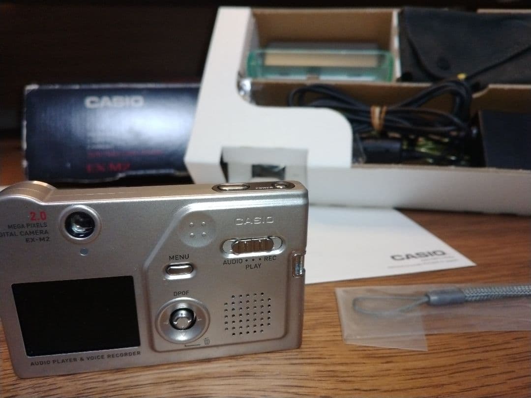 【美品 付属品完備】CASIO EXILIM EX-M2