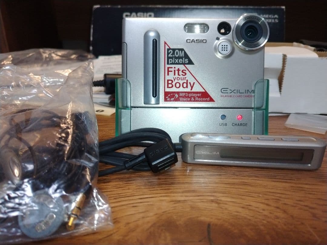 【美品 付属品完備】CASIO EXILIM EX-M2