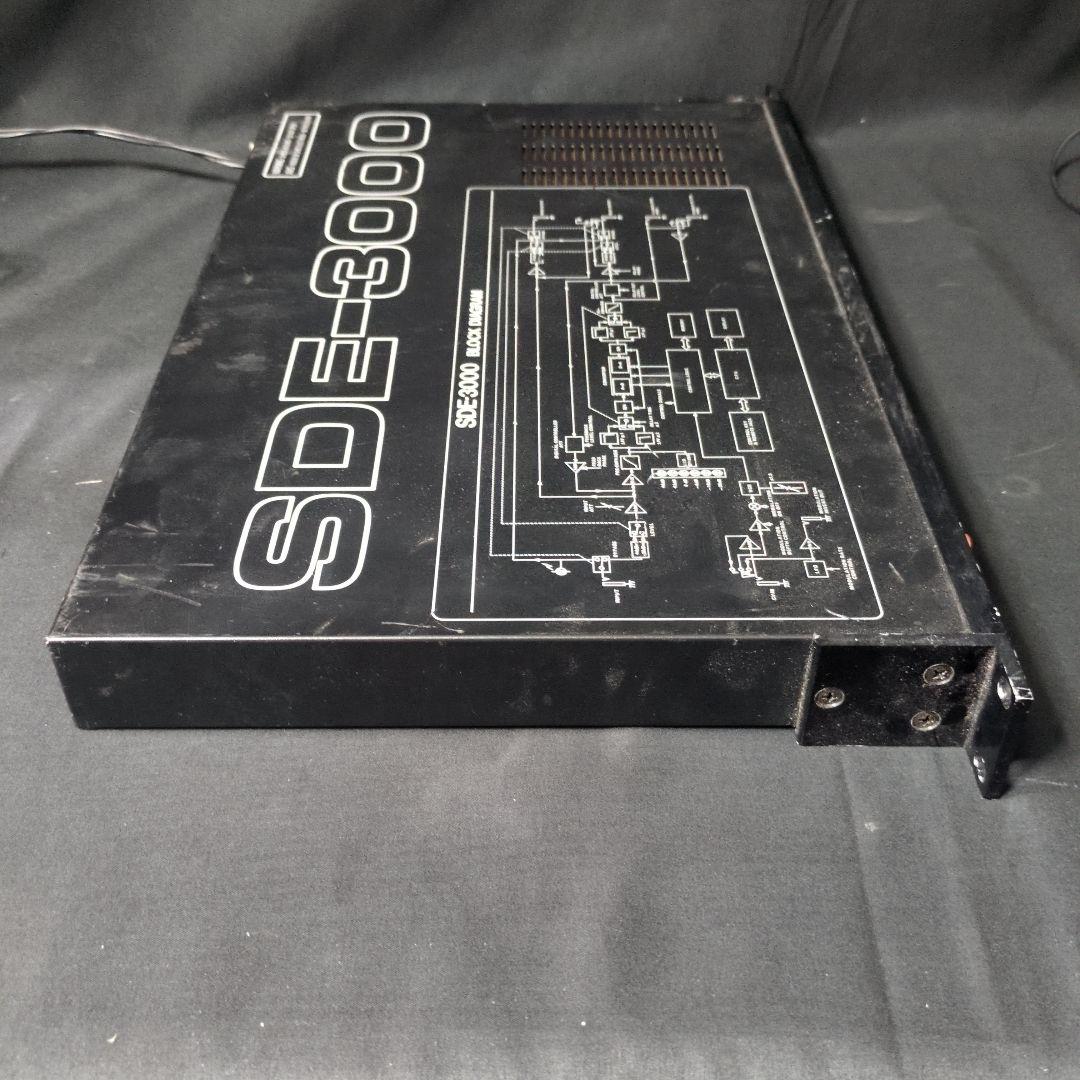 Roland SDE-3000 デジタルディレイ ジャンク 液晶表示不良
