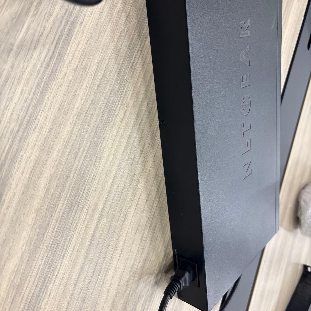ルーター・ネットワーク機器 NETGEAR GS348 48 Port Gigabit Switch