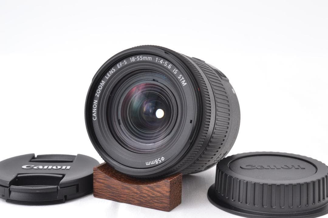 ■ 美品 ■ キャノン　Canon Kiss X10 レンズキット