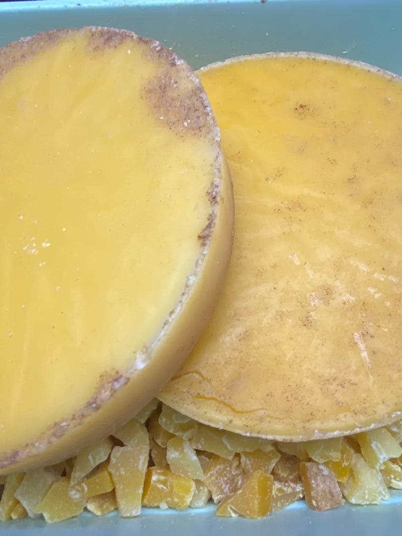 ミツロウ　ニホンミツバチの蜜蝋　国産天然みつろう　誘引.ハンドメイド