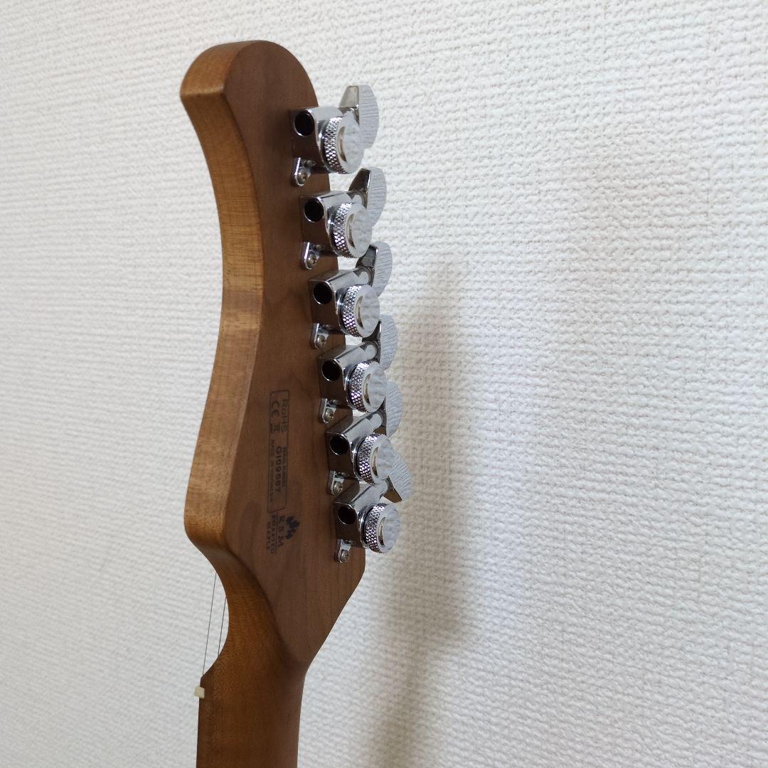 【美品　未使用】ストラトギター ハードケース付き