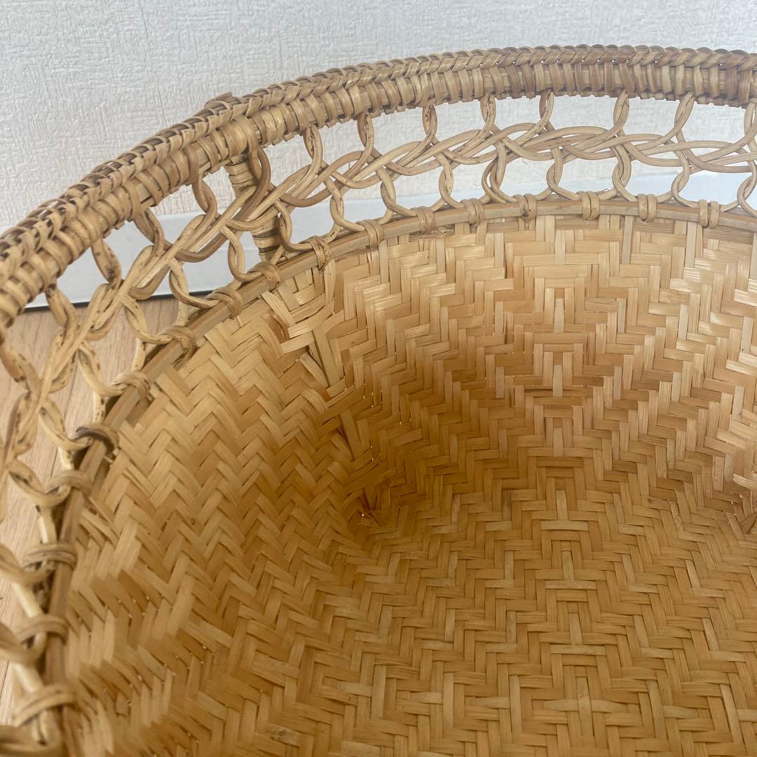 インド 脚付のカゴ かご 竹細工 伝統工芸 バスケット 古物 古道具 dosa