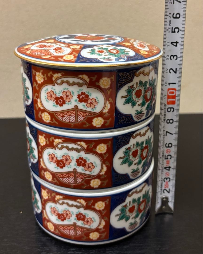 有田焼　秀峰　古伊万里三段重