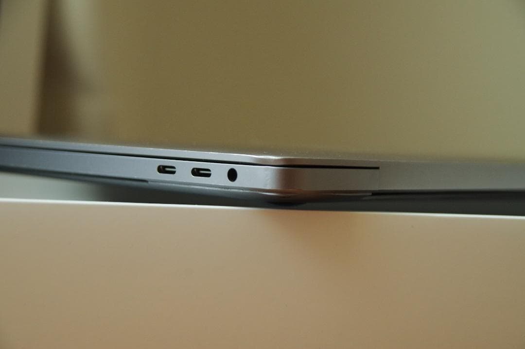 MacBook Pro 16インチ 2019 i9/64GB/2TB ジャンク