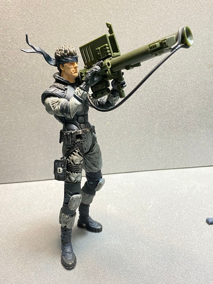 スネーク アクションフィギュア 武器付き Mcfarlene (レア)