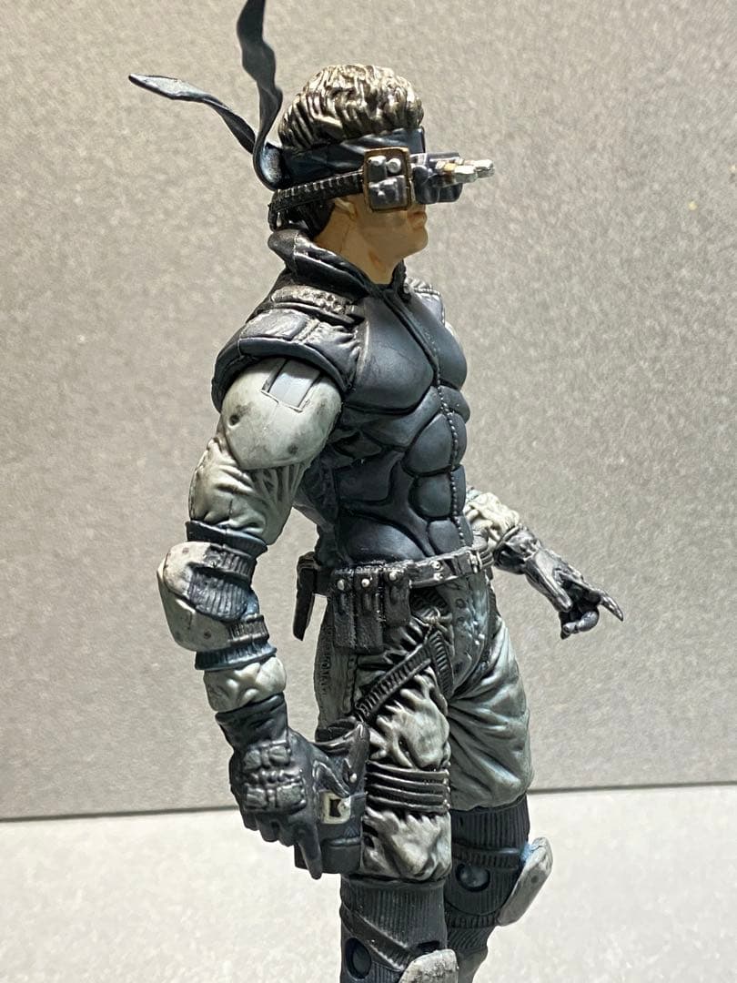 スネーク アクションフィギュア 武器付き Mcfarlene (レア)