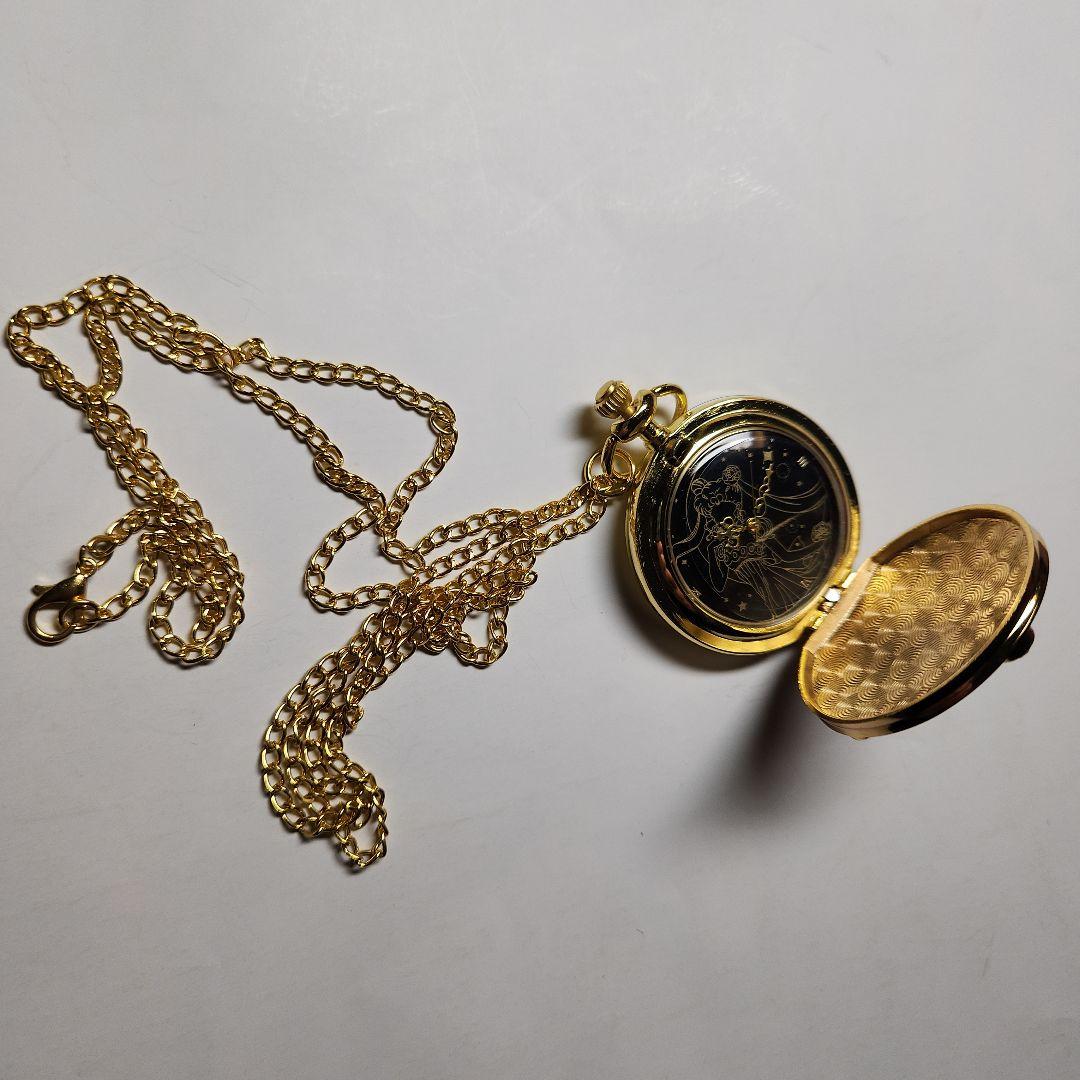 セーラームーン クリスタル変身ブローチ