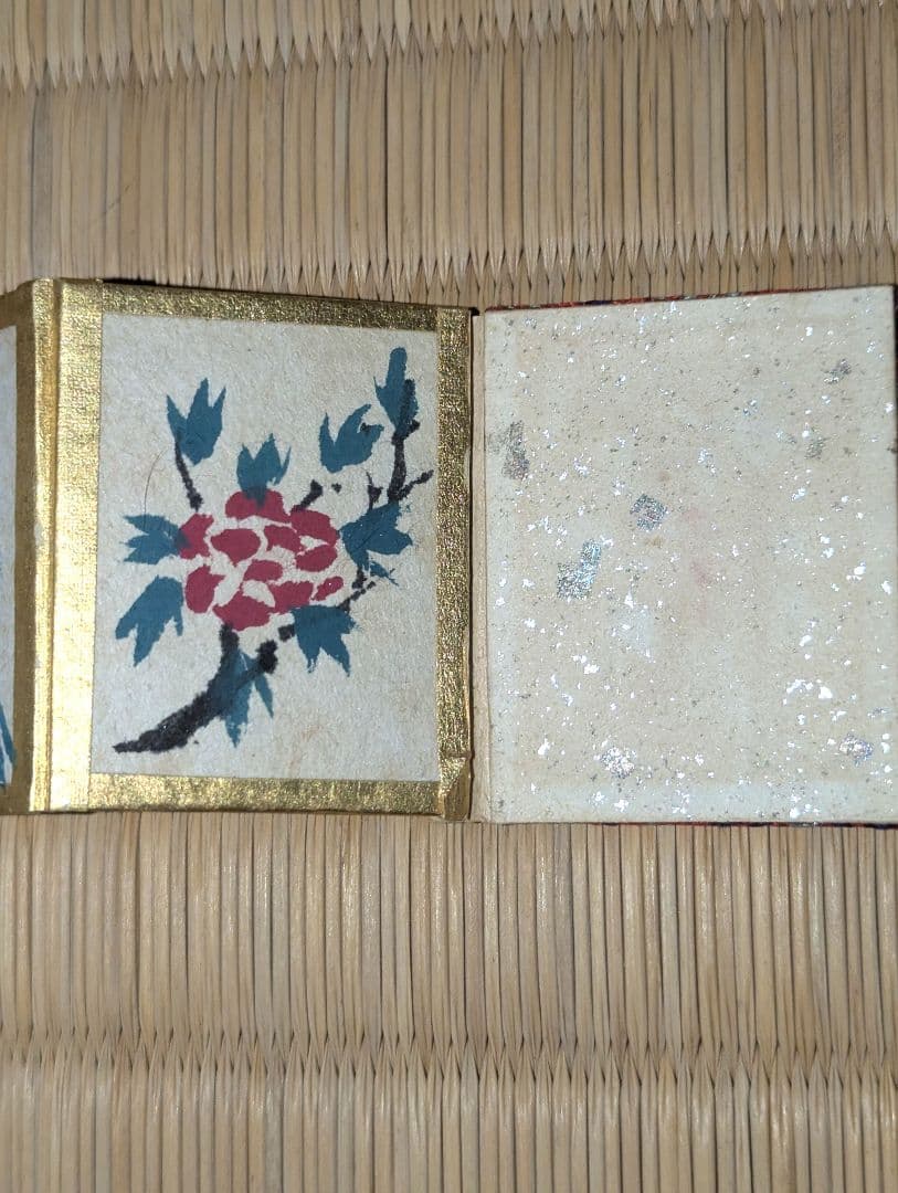 稀少！古い雛道具　花の絵の折り本