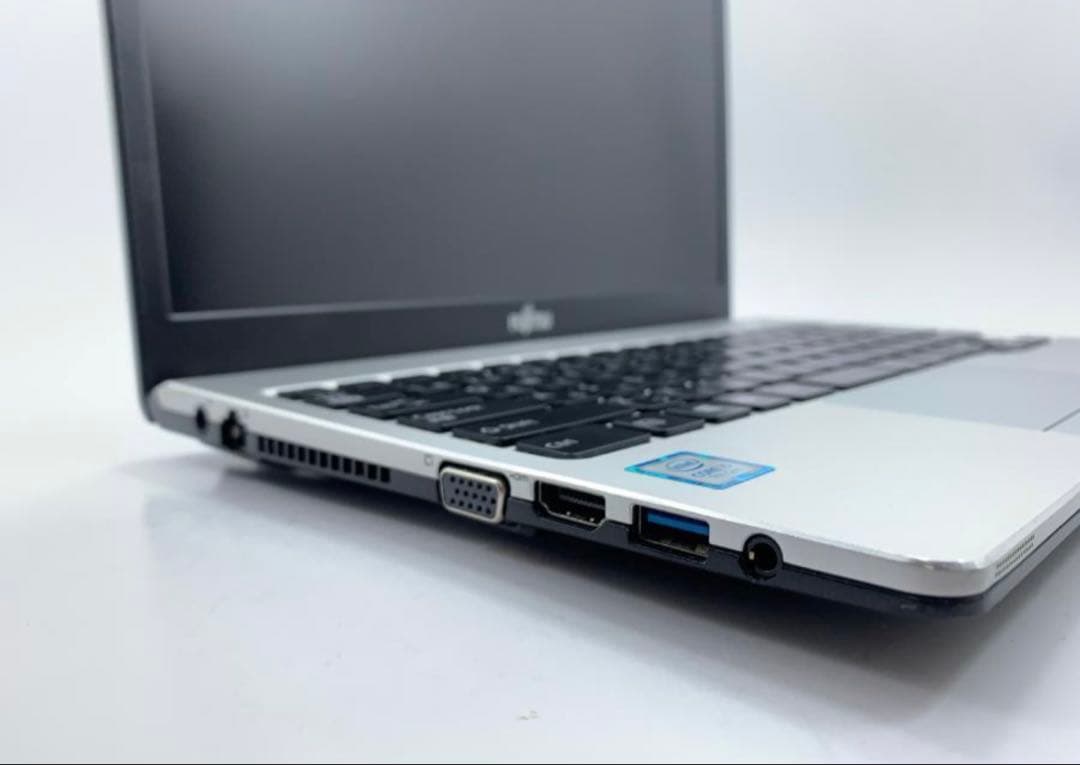 富士通ノートパソコンcore i5 windows11 8gb 256ssd