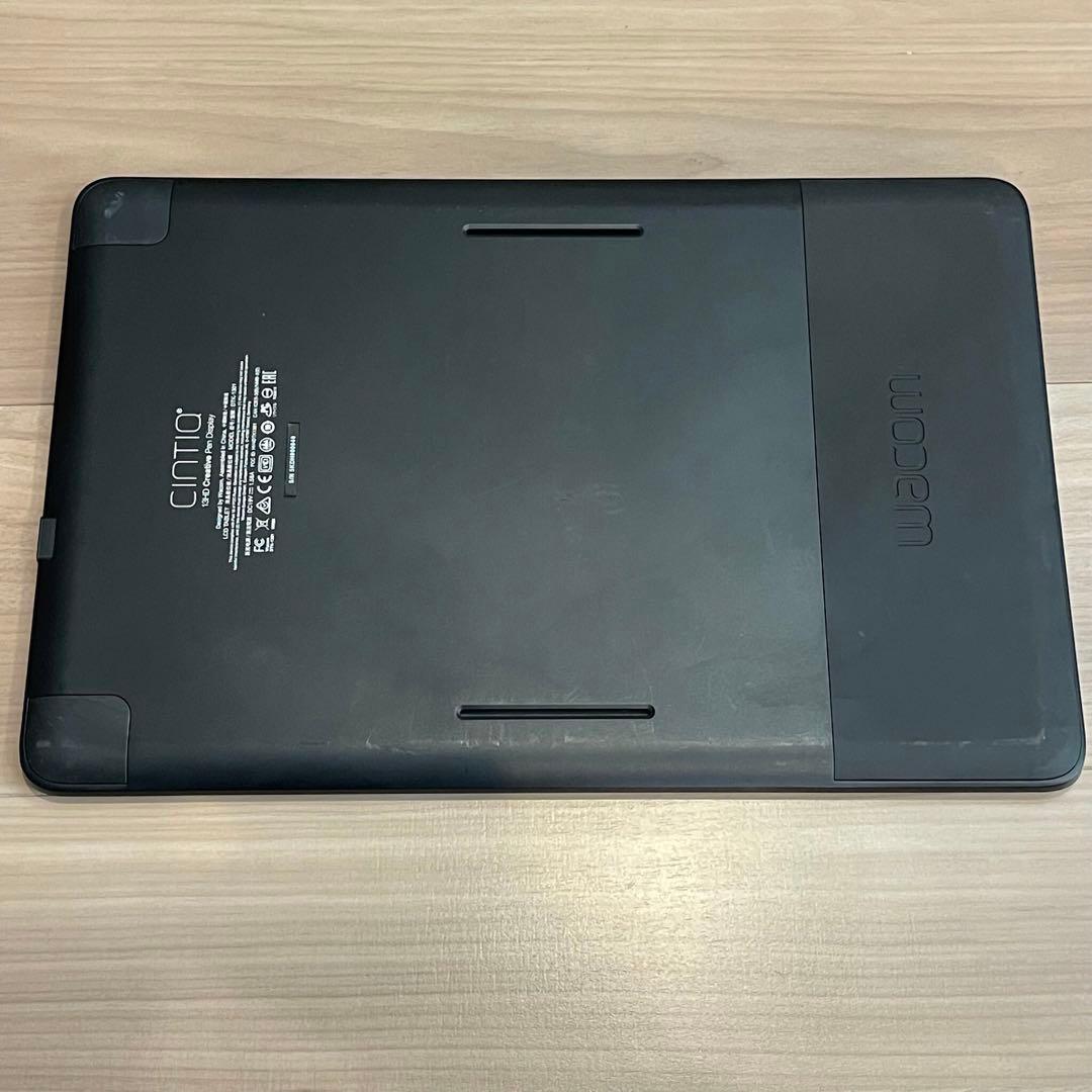 Wacom Cintiq 13HD DTK-1301 ワコム　液タブ