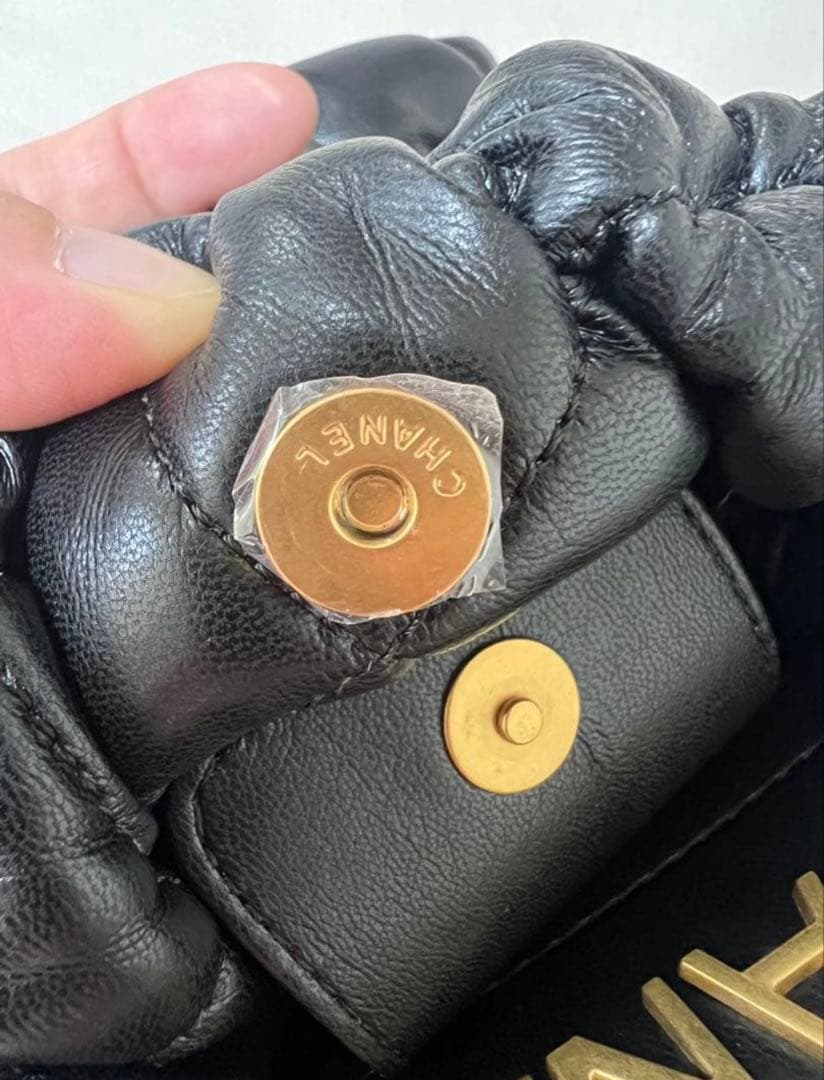 週末セール　CHANELノベルティ キルティングショルダーバッグ