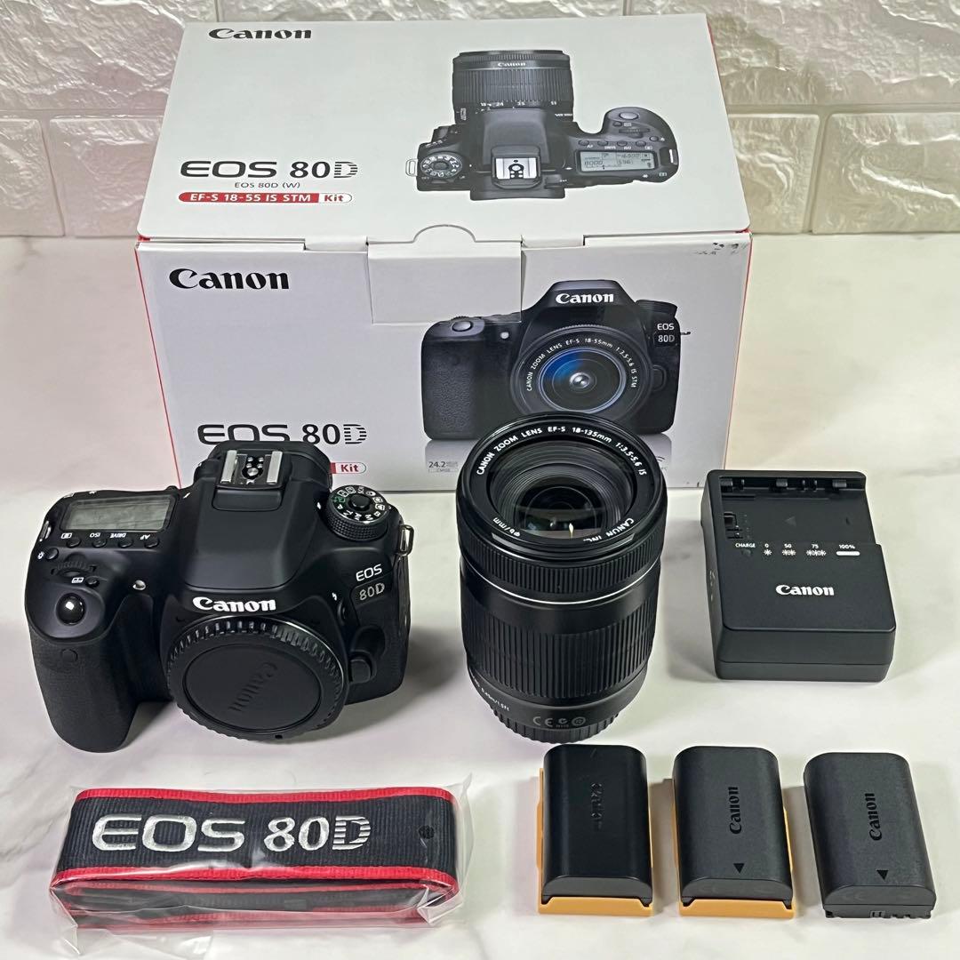 デジタルカメラ Canon EOS 80D EF-S 18-135mm f/3.5-5.6 IS