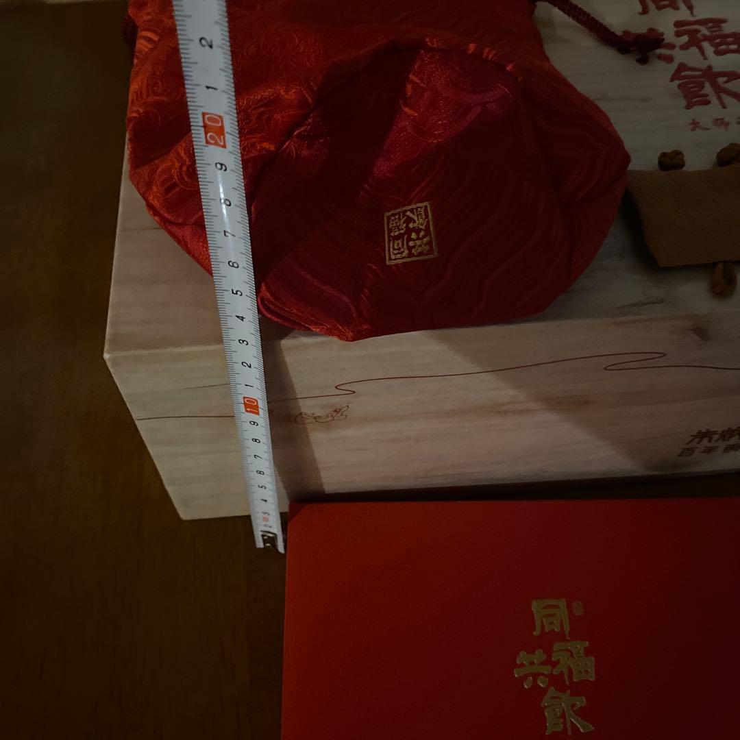 ティーポットセット中国の老舗ブランド「朱福青銅器」の5代目継承者 朱炳仁