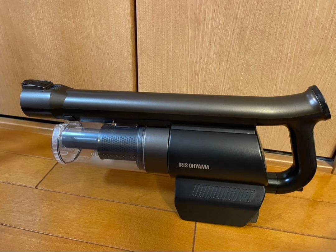 【美品】アイリスオーヤマ スティッククリーナー　SCD-N2P-B