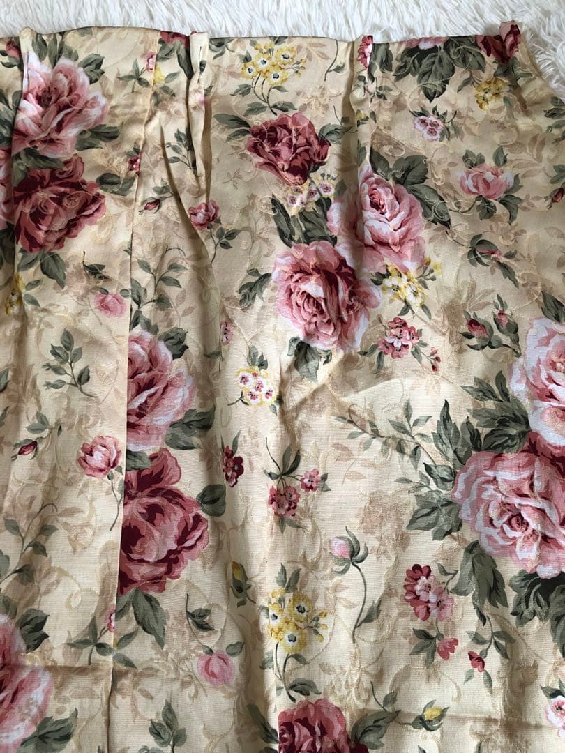 遮光 姫系 ゴブラン 薔薇 カーテン 150×137㎝ 2枚セット