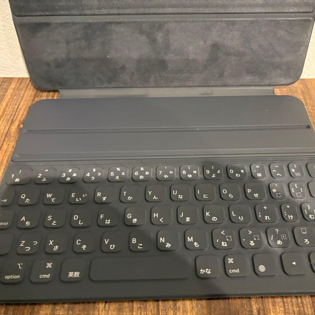 Smart Keyboard Folio（Apple純正）